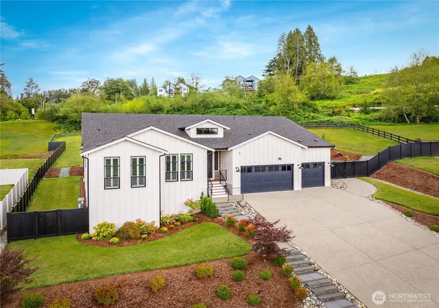Photo 2 of Single family home for sale at 15912 201st Place Se, Monroe, WA 98272 | MLS# NWM2579274 | Listing updated on 2026-09-30