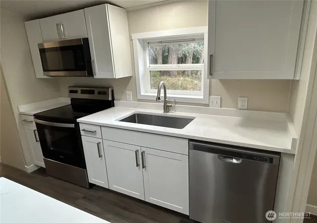 Photo 4 of Manufactured home for sale at 8331 Daphne Ct SE, Yelm, WA 98597 | MLS# NWM2579304 | Listing updated on 2026-10-02