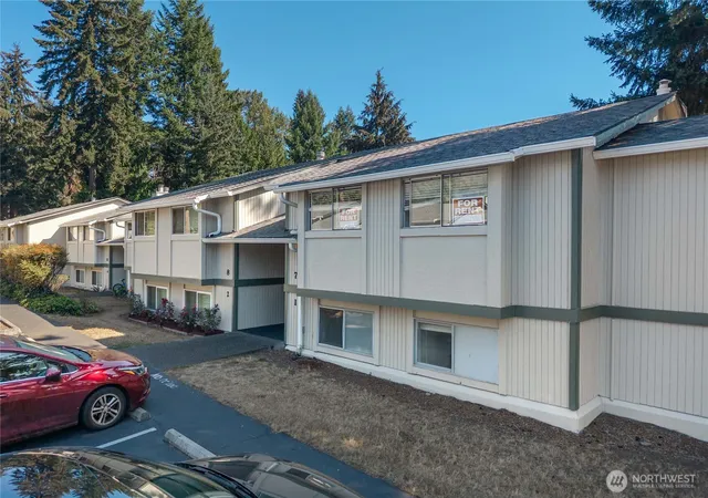 Photo 1 of Condo for sale at 32304 4th Place S #R1, Federal Way, WA 98003 | MLS# NWM2579313 | Listing updated on 2026-09-25