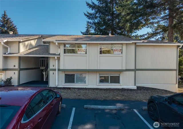 Photo 2 of Condo for sale at 32304 4th Place S #R1, Federal Way, WA 98003 | MLS# NWM2579313 | Listing updated on 2026-09-25