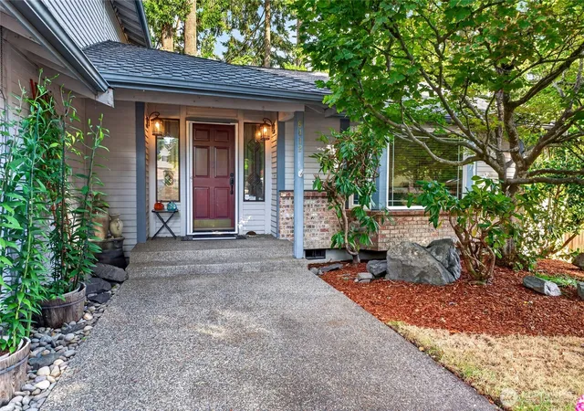 Photo 1 of Single family home for sale at 6412 45th Street W, Tacoma, WA 98466 | MLS# NWM2579324 | Listing updated on 2026-09-24