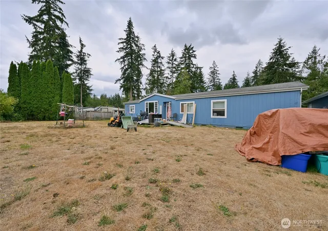 Photo 3 of Manufactured home for sale at 29708 7th Avenue E, Roy, WA 98580 | MLS# NWM2579330 | Listing updated on 2026-09-29