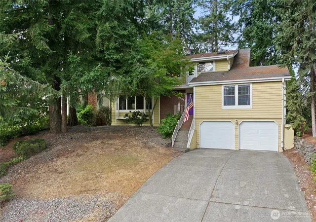 Photo 2 of Single family home for sale at 5704 69th Avenue Ct W, University Place, WA 98467 | MLS# NWM2579356 | Listing updated on 2026-09-25