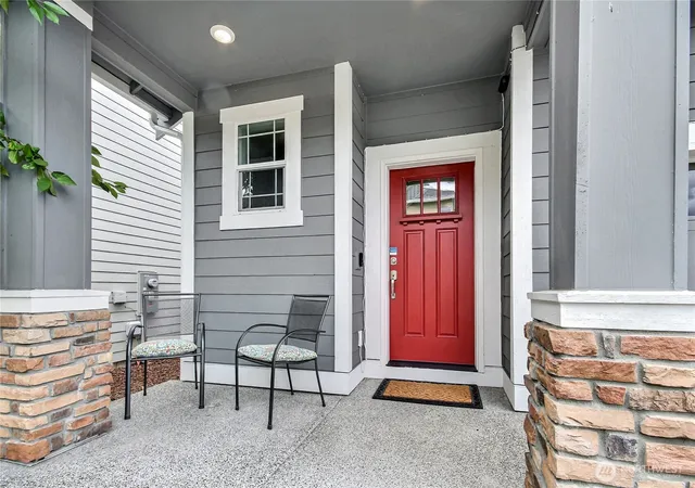 Photo 2 of Single family home for sale at 30103 219th Place Se, Kent, WA 98042 | MLS# NWM2579376 | Listing updated on 2026-09-25