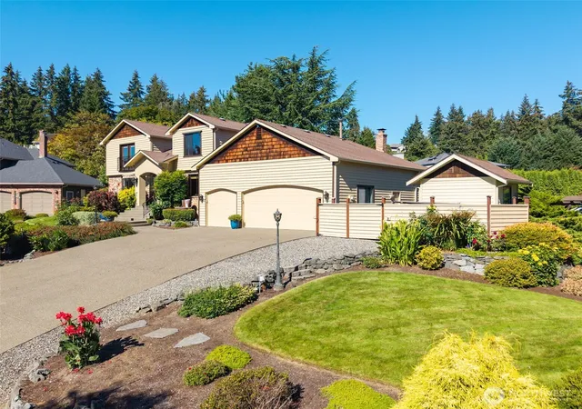 Photo 2 of Sale Pending at 10517 47th Street E, Edgewood, WA 98372 | MLS# NWM2579410 | Listing updated on 2026-09-26