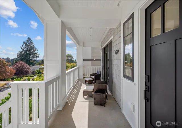 Photo 3 of Sale Pending at 6539 53rd Avenue Ne, Seattle, WA 98115 | MLS# NWM2579423 | Listing updated on 2026-09-17