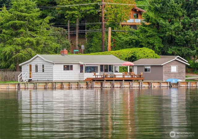 Photo 1 of Single family home for sale at 22207 Dockton Rd Sw, Vashon, WA 98070 | MLS# NWM2579448 | Listing updated on 2026-09-26