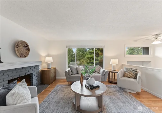 Photo 3 of Single family home for sale at 9210 166th Place NE, Redmond, WA 98052 | MLS# NWM2579454 | Listing updated on 2026-09-25