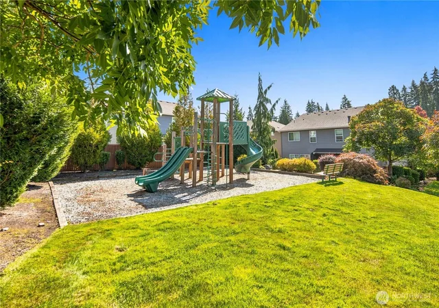 Photo 40 of Single family home for sale at 22611 38th Drive SE, Bothell, WA 98021 | MLS# NWM2579480 | Listing updated on 2026-10-13