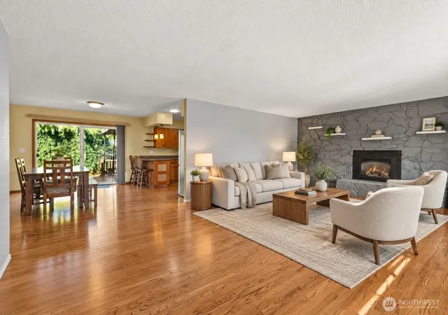 Photo 3 of Sale Pending at 6902 92nd Street E, Puyallup, WA 98371 | MLS# NWM2579492 | Listing updated on 2026-09-16