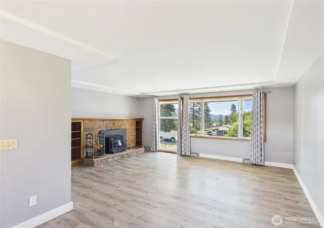 Photo 2 of Single family home for sale at 1020 Leo Gaffney Blvd, Republic, WA 99166 | MLS# NWM2579495 | Listing updated on 2026-09-25