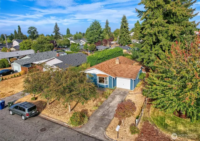 Photo 2 of Single family home for sale at 3731 N Baltimore St, Tacoma, WA 98407 | MLS# NWM2579510 | Listing updated on 2026-09-23