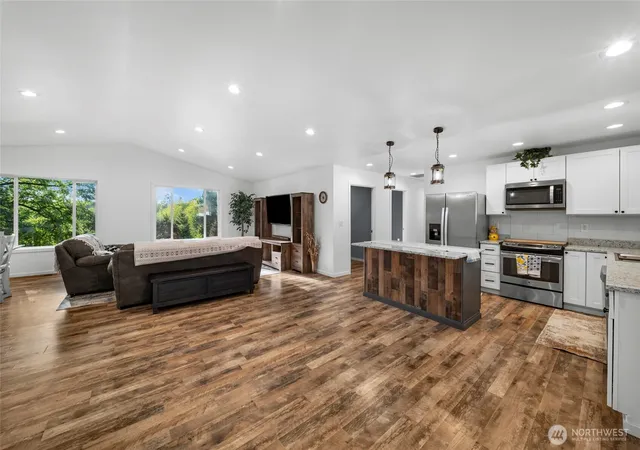Photo 3 of Single family home for sale at 690 N Summit Rd, Mc Cleary, WA 98557 | MLS# NWM2579517 | Listing updated on 2026-09-25
