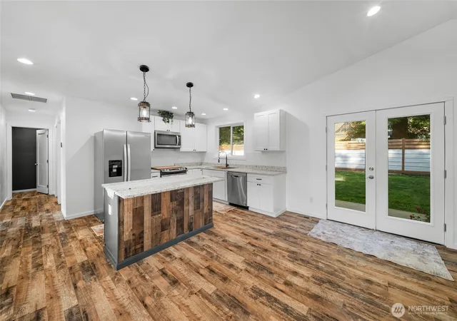 Photo 4 of Single family home for sale at 690 N Summit Rd, Mc Cleary, WA 98557 | MLS# NWM2579517 | Listing updated on 2026-09-25