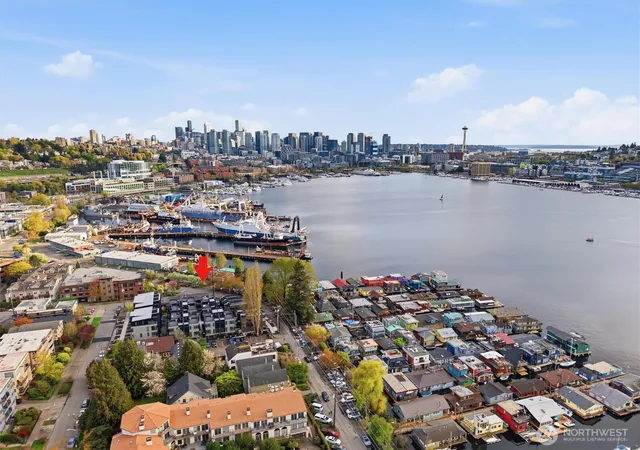 Photo 2 of Townhouse for sale at 2016 Fairview Ave E #C, Seattle, WA 98102 | MLS# NWM2579540 | Listing updated on 2026-10-01