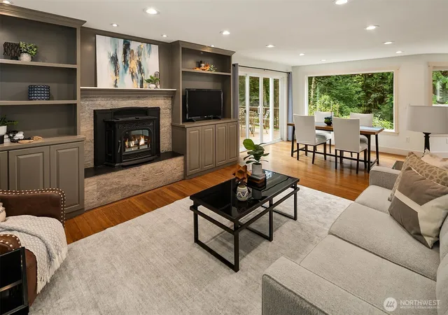 Photo 3 of Sale Pending at 28843 Se 64th Street, Issaquah, WA 98027 | MLS# NWM2579618 | Listing updated on 2026-09-25