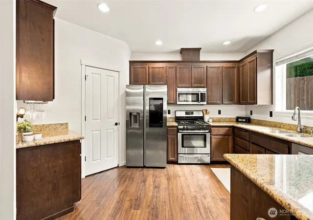 Photo 4 of Sale Pending at 9222 195th Street Ct E, Graham, WA 98338 | MLS# NWM2579637 | Listing updated on 2026-10-01