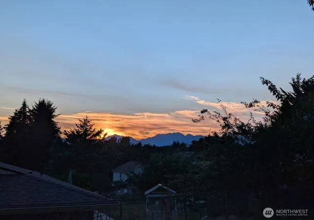 Photo 2 of Single family home for sale at 1908 Ne Bentley Dr, Bremerton, WA 98311 | MLS# NWM2579646 | Listing updated on 2026-09-29