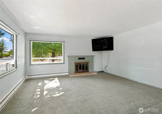 Photo 4 of Single family home for sale at 300 E Birch St, Waterville, WA 98858 | MLS# NWM2579680 | Listing updated on 2026-09-25