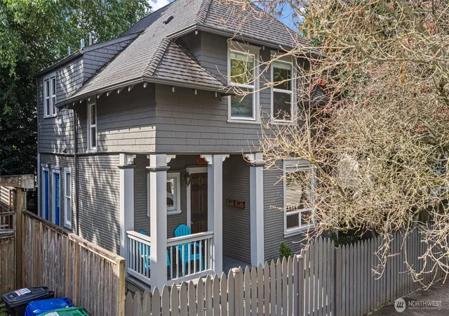 Photo 2 of Multi family home for sale at 2307 E Columbia St, Seattle, WA 98122 | MLS# NWM2579713 | Listing updated on 2026-10-01
