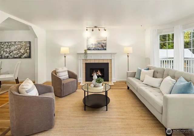 Photo 3 of Sale Pending at 23424 100th Avenue W, Edmonds, WA 98020 | MLS# NWM2579753 | Listing updated on 2026-09-25
