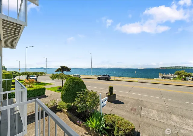 Photo 4 of Sale Pending at 1156 Alki Ave SW #104, Seattle, WA 98116 | MLS# NWM2579809 | Listing updated on 2026-09-30