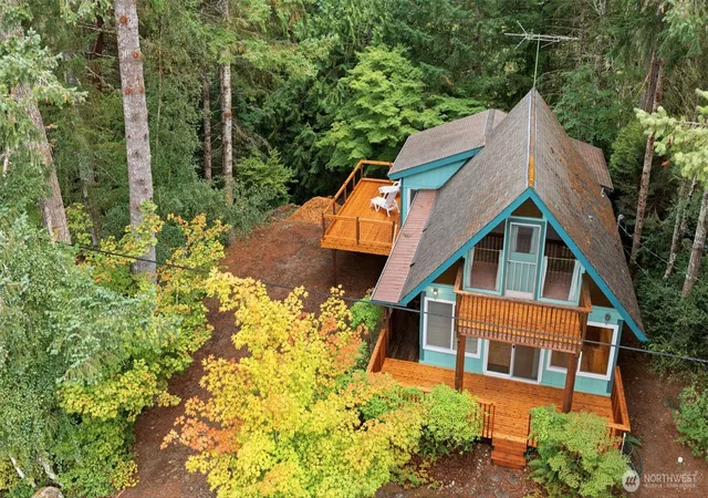 Photo 1 of Single family home for sale at 720 E Creekside Dr, Belfair, WA 98528 | MLS# NWM2579850 | Listing updated on 2026-09-26