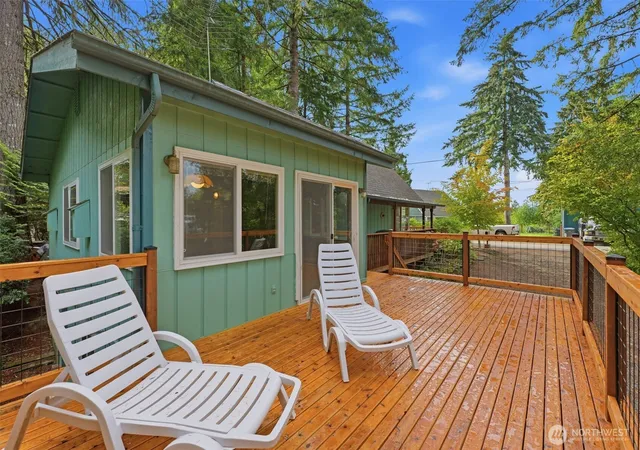 Photo 3 of Single family home for sale at 720 E Creekside Dr, Belfair, WA 98528 | MLS# NWM2579850 | Listing updated on 2026-09-26