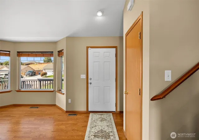Photo 3 of Single family home for sale at 2502 Harvester Loop, East Wenatchee, WA 98802 | MLS# NWM2579863 | Listing updated on 2026-09-25