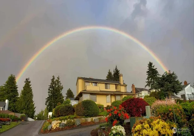 Photo 1 of Single family home for sale at 61 Leschi Dr Sw, Steilacoom, WA 98388 | MLS# NWM2579936 | Listing updated on 2026-09-25