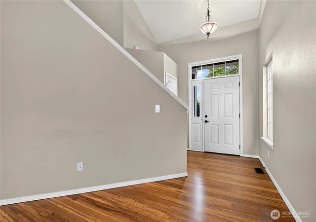 Photo 3 of Single family home for sale at 16963 Lookout Mountain Rd Se, Monroe, WA 98272 | MLS# NWM2579995 | Listing updated on 2026-09-30
