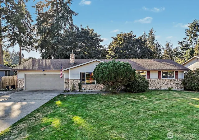 Photo 2 of Single family home for sale at 18620 9th Avenue Ct E, Spanaway, WA 98387 | MLS# NWM2580012 | Listing updated on 2026-10-09