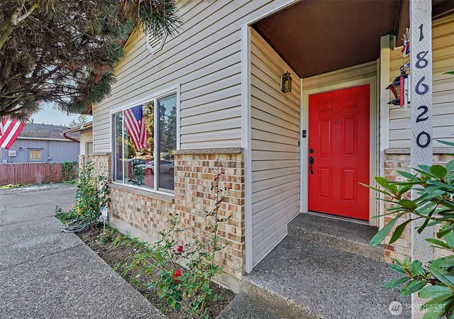 Photo 3 of Single family home for sale at 18620 9th Avenue Ct E, Spanaway, WA 98387 | MLS# NWM2580012 | Listing updated on 2026-10-09