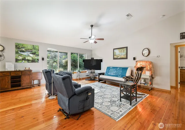 Photo 4 of Single family home for sale at 133 Riley Ct, Toutle, WA 98649 | MLS# NWM2580028 | Listing updated on 2026-09-30