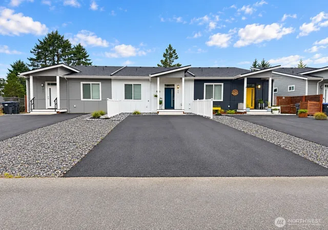 Photo 2 of Sale Pending at 607 Sunset Ave Ne #N8, Ocean Shores, WA 98569 | MLS# NWM2580053 | Listing updated on 2026-09-21