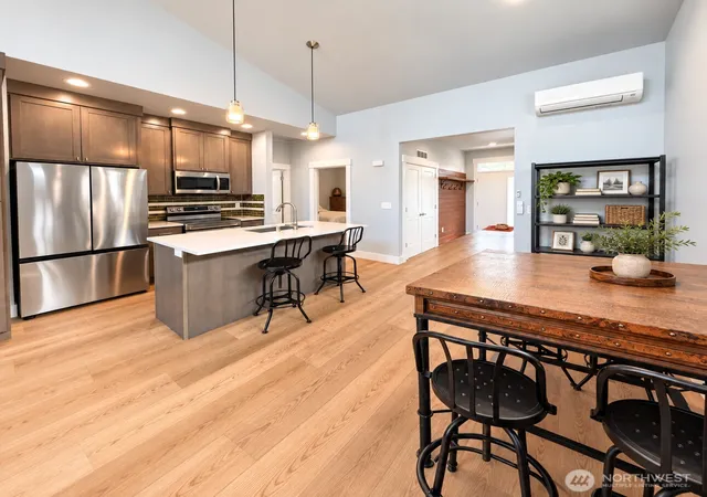 Photo 3 of Sale Pending at 607 Sunset Ave NE #N8, Ocean Shores, WA 98569 | MLS# NWM2580053 | Listing updated on 2026-09-21