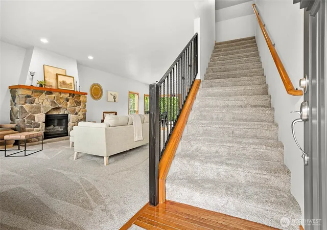 Photo 2 of Single family home for sale at 1451 Larkspur St, Lynden, WA 98264 | MLS# NWM2580076 | Listing updated on 2026-09-23