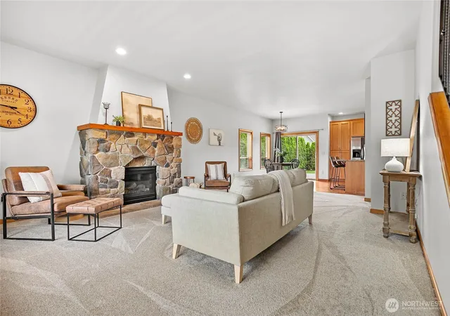 Photo 3 of Single family home for sale at 1451 Larkspur St, Lynden, WA 98264 | MLS# NWM2580076 | Listing updated on 2026-09-23