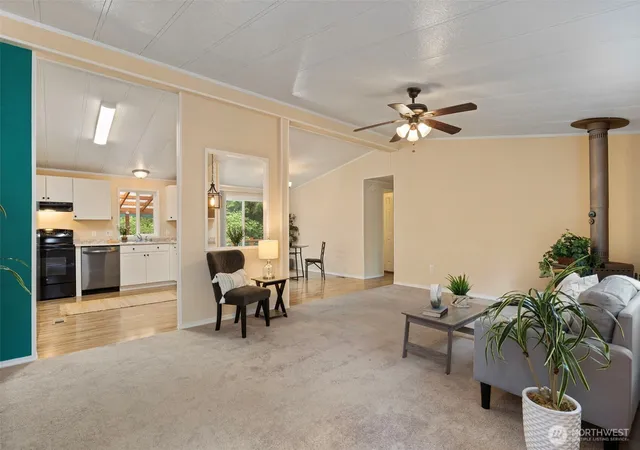 Photo 4 of Manufactured home for sale at 905 Griffiths Ln W, Seabeck, WA 98380 | MLS# NWM2580092 | Listing updated on 2026-09-25