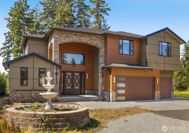 Photo 1 of Single family home for sale at 35101 27th Avenue S, Federal Way, WA 98003 | MLS# NWM2580098 | Listing updated on 2026-09-25