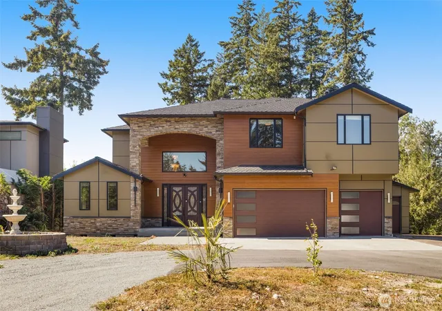 Photo 2 of Single family home for sale at 35101 27th Avenue S, Federal Way, WA 98003 | MLS# NWM2580098 | Listing updated on 2026-09-25