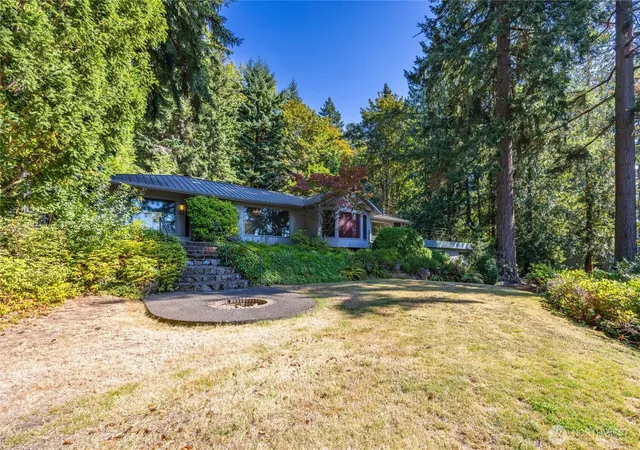 Photo 1 of Single family home for sale at 1801 38th Street, Bellingham, WA 98229 | MLS# NWM2580110 | Listing updated on 2026-10-01