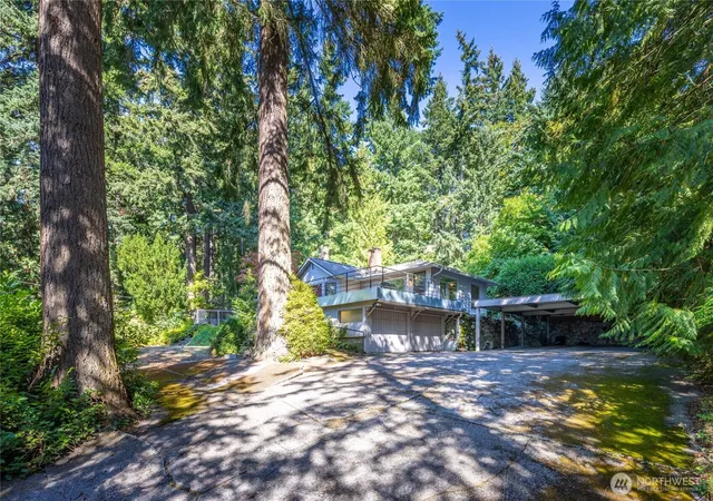 Photo 2 of Single family home for sale at 1801 38th Street, Bellingham, WA 98229 | MLS# NWM2580110 | Listing updated on 2026-10-01