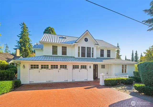 Photo 1 of Mansion for sale at 8975 Ne 10th Street, Bellevue, WA 98004 | MLS# NWM2580122 | Listing updated on 2026-09-25