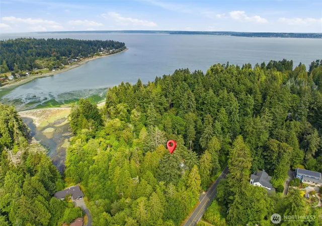 Photo 3 of Single family home for sale at 9720 NE Lofgren St, Bainbridge Island, WA 98110 | MLS# NWM2580136 | Listing updated on 2026-09-25