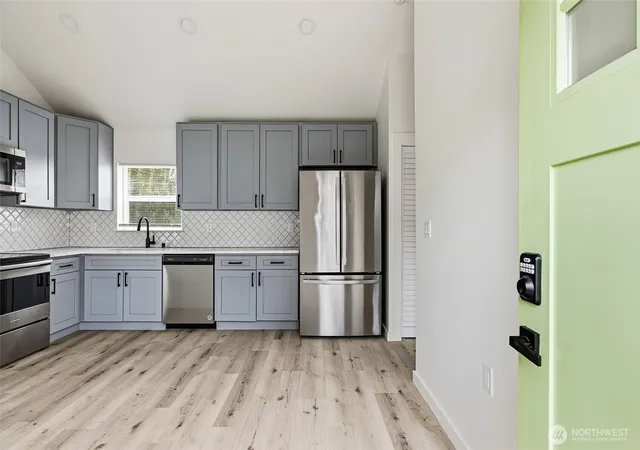Photo 3 of Single family home for sale at 1750 S Anderson #2, Tacoma, WA 98405 | MLS# NWM2580150 | Listing updated on 2026-09-25