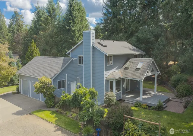 Photo 2 of Single family home for sale at 7139 Deerfield Park Dr Ne, Olympia, WA 98516 | MLS# NWM2580167 | Listing updated on 2026-10-01
