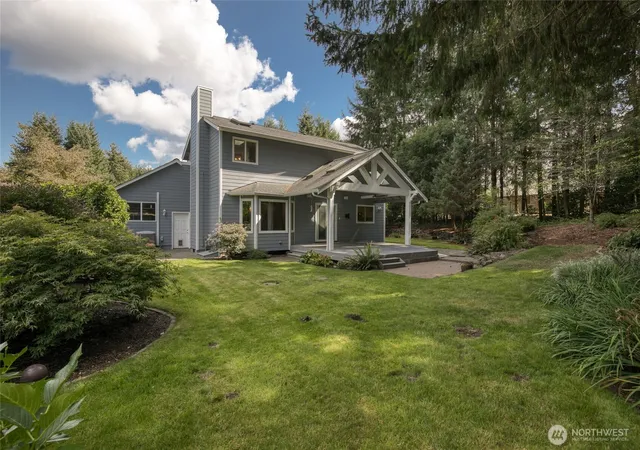 Photo 3 of Single family home for sale at 7139 Deerfield Park Dr NE, Olympia, WA 98516 | MLS# NWM2580167 | Listing updated on 2026-10-01