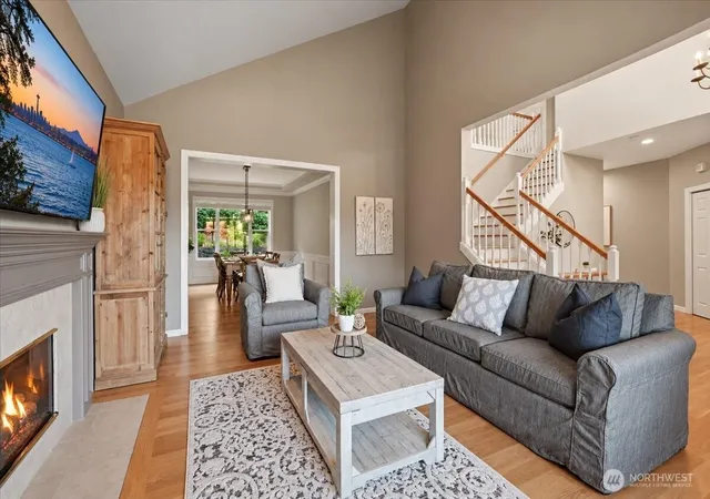 Photo 3 of Single family home for sale at 5300 Ne 23rd Court, Renton, WA 98059 | MLS# NWM2580210 | Listing updated on 2026-09-23