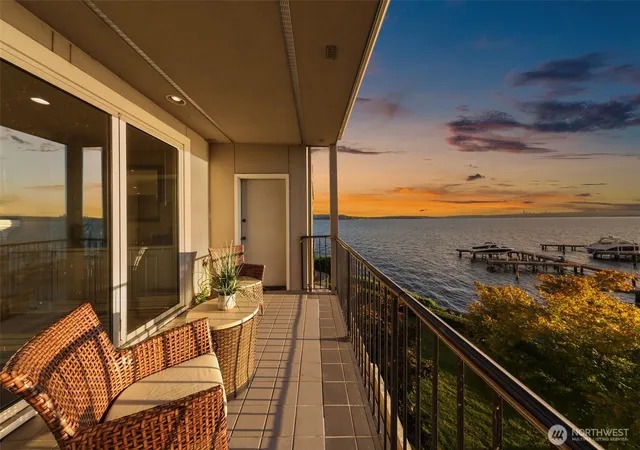 Photo 3 of Sale Pending at 111 Lake Ave W #202, Kirkland, WA 98033 | MLS# NWM2580258 | Listing updated on 2026-09-24
